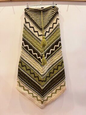 Hand-knitted green 100% wool skirt, made in England, Martin Kidman, size S